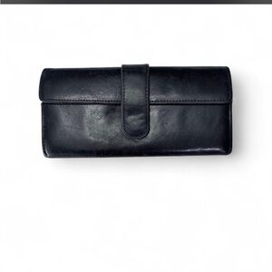 HOBO International Retro Clio Black Leather Snap Flap Fold Out ID Wallet